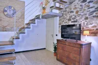 Torre Saracena di Dolcedo - An Exclusive Holiday A Jump in the Past Hotel a Dolcedo