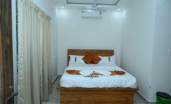 Hotel Banaras Spirits