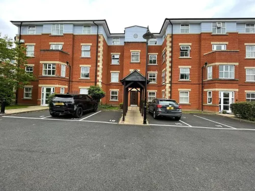 Spacious Apartment Near Birmingham Centre and NEC