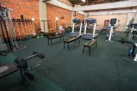 Sovereign Park Motor Inn - Gym