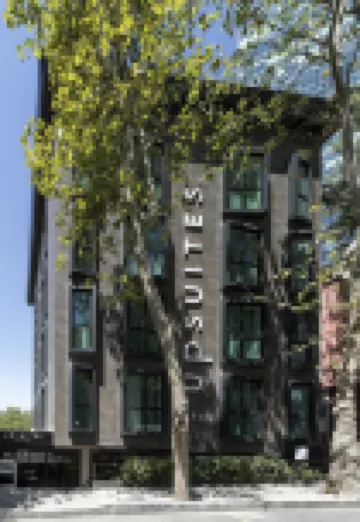 アップスイーツ ホテル ゾルル・センター周辺のホテル