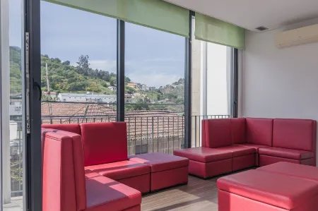 Hotel Comércio Отели в г. Анседе