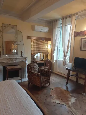 MAISON MARIE-LOUISE Отели в г. Валь-де-Дань