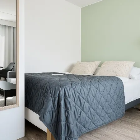 TH City Suite 1