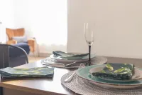 Luxe Garden House for 6 in Central Exeter Hotels in Thorverton