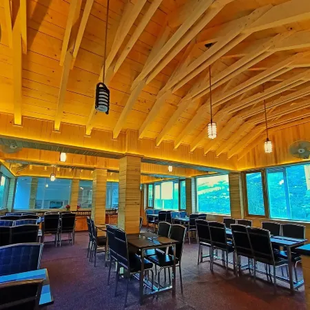 Mulberry Hotel Отели в г. Гилгит