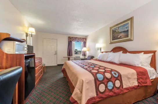 Super 8 by Wyndham Eastland Hotels in Eastland