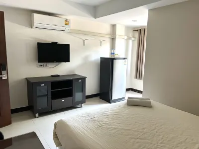 Sea Land View Hotels near White Dragon King