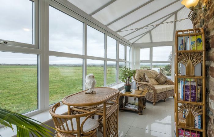 Cottage - Sleeps 5 - Hot Tub - Garden - Parking