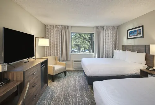 Yavapai Lodge