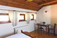 Domačija Šeruga Countryside Hotel