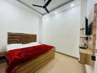 Roomshala 152 Hotel Sukoon
