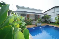 Villa Sawah Prambanan - Rooftop Pools