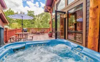 Castle Mountain Lodge