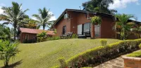 Hotel San Antonio del Cerro Các khách sạn ở La Esperanza