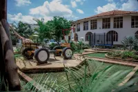 Kilimanjaro Crane Hotel