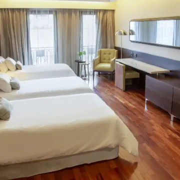 Esplendor by Wyndham Buenos Aires Tango 七月九日大道附近的飯店