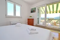 Apartments Gusti