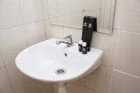 Nice and Elegant Studio at Riverview Jababeka Apartment Hotels in North Cikarang
