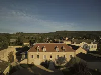 Le Montrachet Các khách sạn ở Santenay