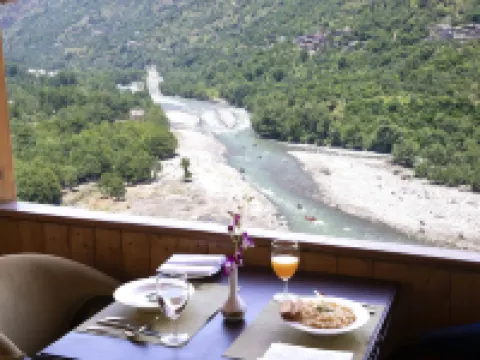 Regenta Inn by Riverside Manali Hotels in Kullu District
