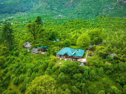 Ramgarh Heritage Villa, Manali, amã Stays & Trails Hotels in Bandrol