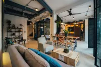 Chernchan Hostel