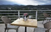 Green House Guest House - Mountain view