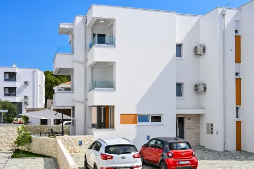 Nova Luxury Residence Apartment with Private Heated Pool - 3 tähden
