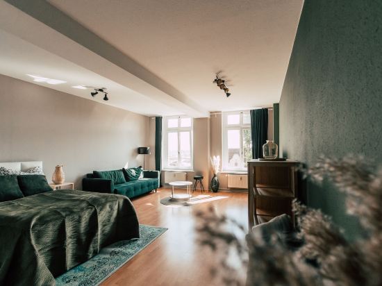 Luga Homes - Stadthaus