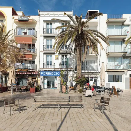 Sitges Group Beach Dreams