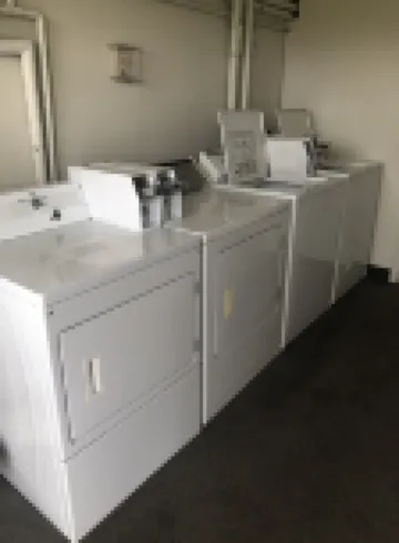 เนวาฌอนโมเต็ล