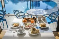 International Hotel & Suite - breakfast