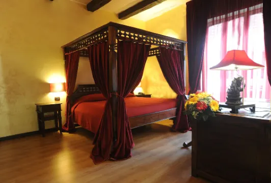 มูโร ตอร์โต ไคโรลี