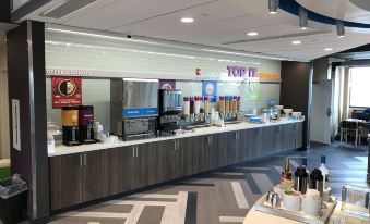 Tru by Hilton Cedar Rapids Westdale