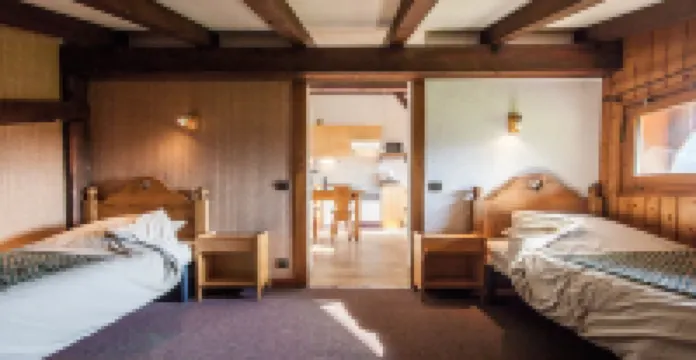 拉庫爾公寓酒店 薩莫安斯酒店