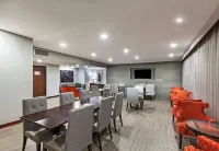 Hilton Waco - bar