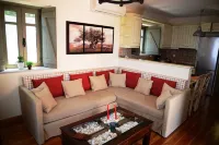 Dio Guesthouses