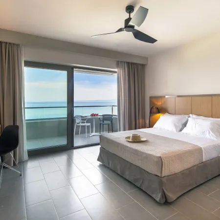 Ostria Sea Side Hotel