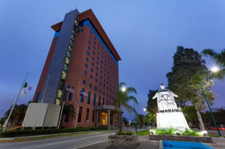 Best Western Plus Nuevo Laredo Inn Suites