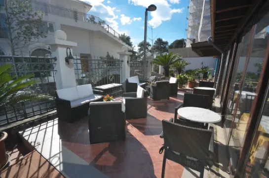 Hotel Oaza Khu vực công cộng Photos