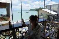 Happiness Hostel El Nido - View biển