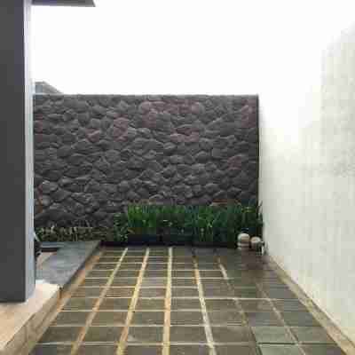The Villaku Batu Hotel Exterior