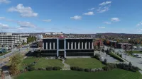 Grand Hotel Times Sherbrooke Hotels in Sherbrooke