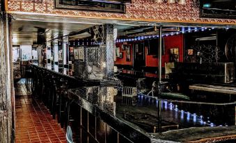 Chelsea Pub and Inn