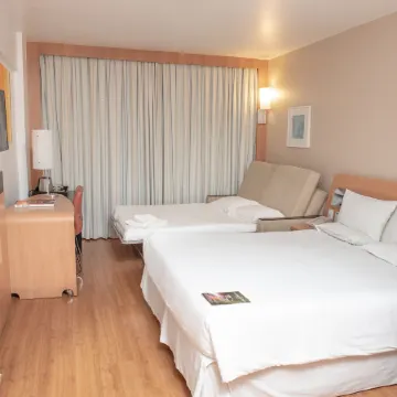 Novotel RJ Santos Dumont Отели рядом с достопримечательностью «Концертный зал Vivo Rio»