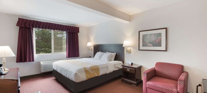Quality Inn Grand Suites Bellingham Hotels in Bellingham