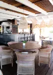 Villa Montaña Beach Resort - bar