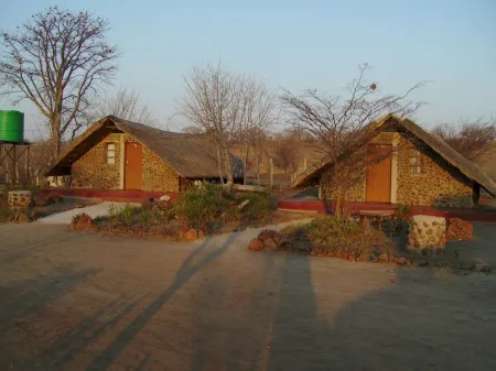 Liya Lodge and Campsite