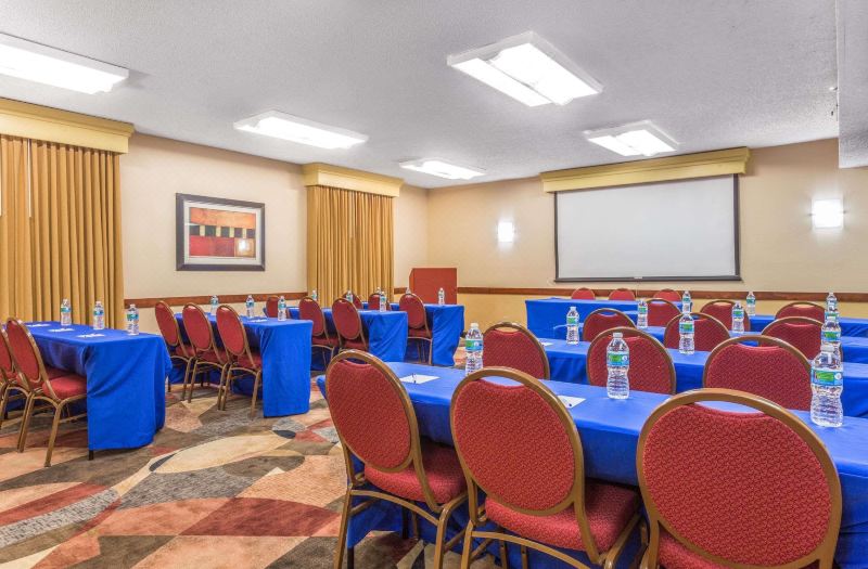 Comfort Inn Roswell-Dunwoody photo 5